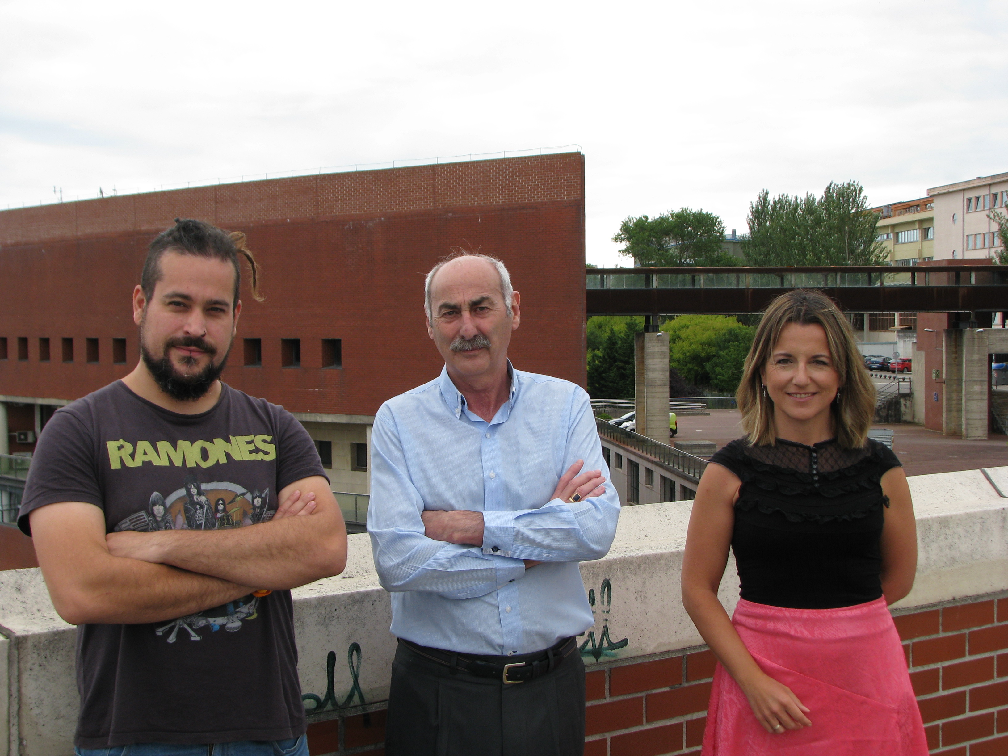 Desarrollan un láser de fibra óptica para espectroscopia CARS