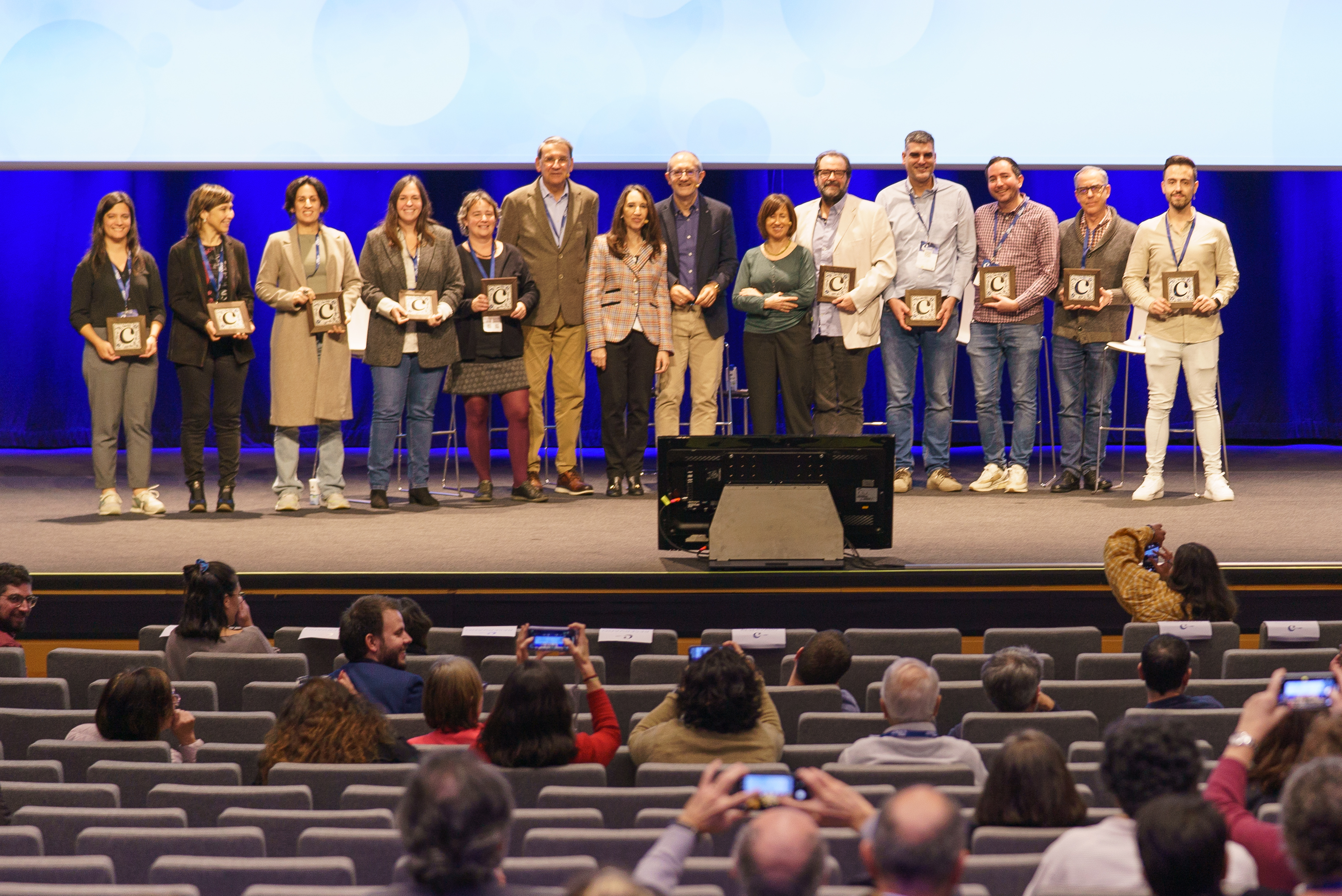 Un “socarrat” valenciano para conmemorar diez años de investigación biomédica CIBER